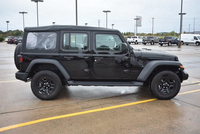 Used 2025 Jeep Wrangler Sport image 4