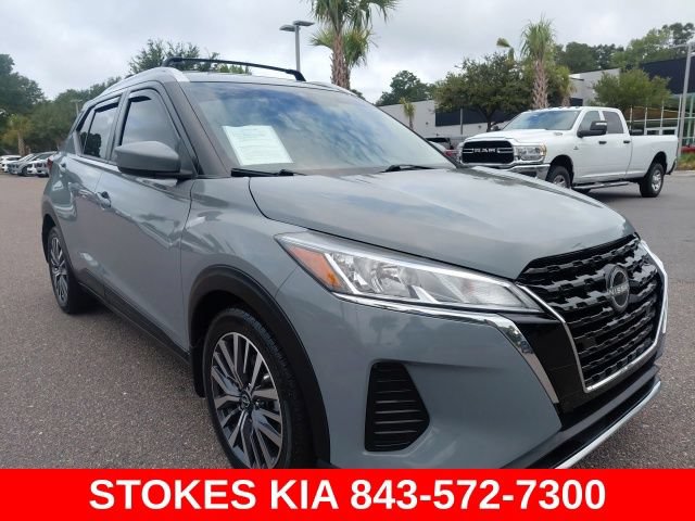 Used 2023 Nissan Kicks SV w/ Interior Electronics Package FWD image 3