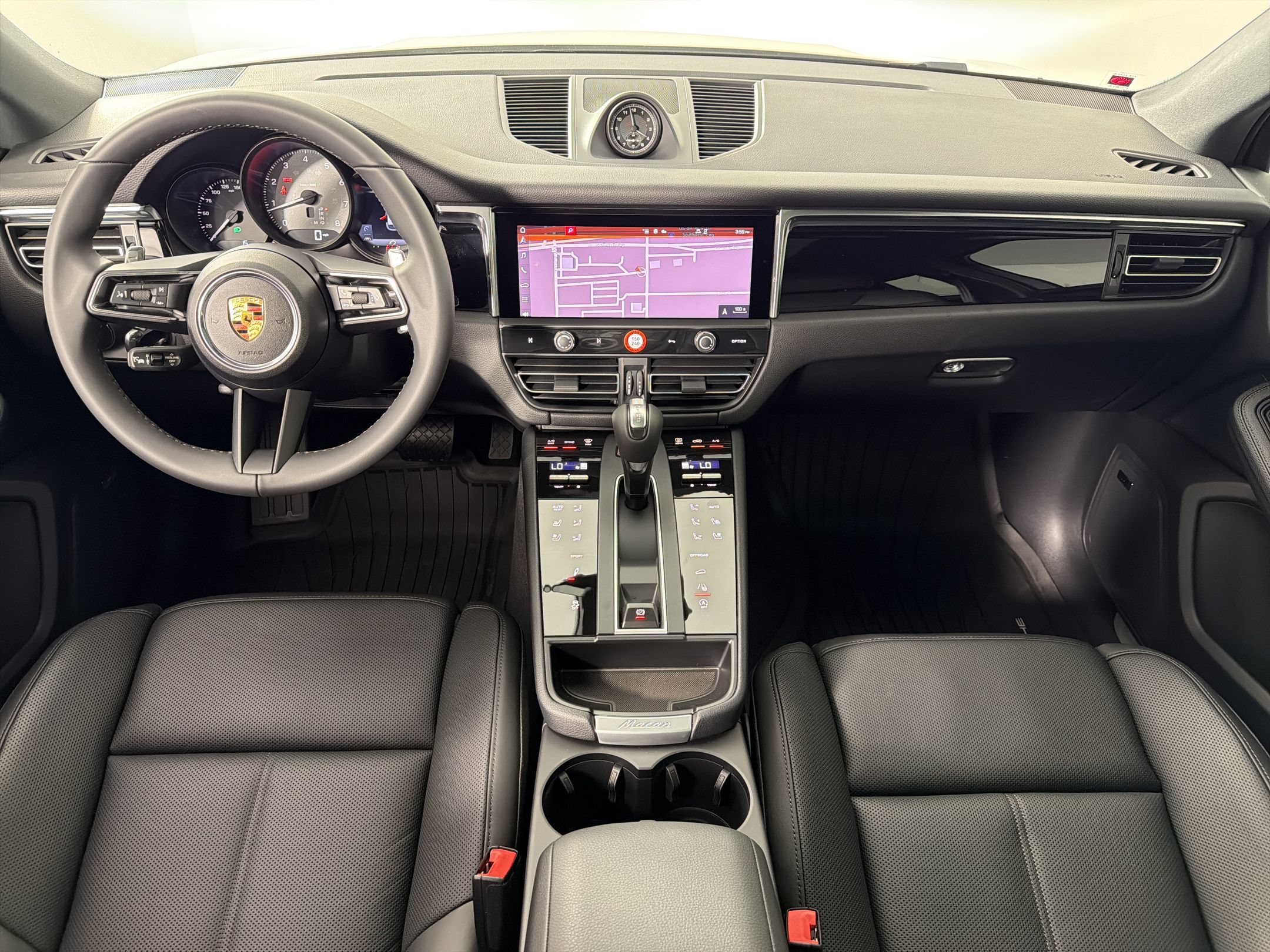 Used 2026 Porsche Macan S AWD/4WD image 17