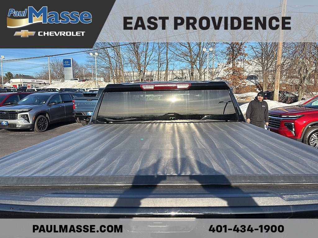 Used 2023 Chevrolet Silverado 1500 LT AWD/4WD image 8