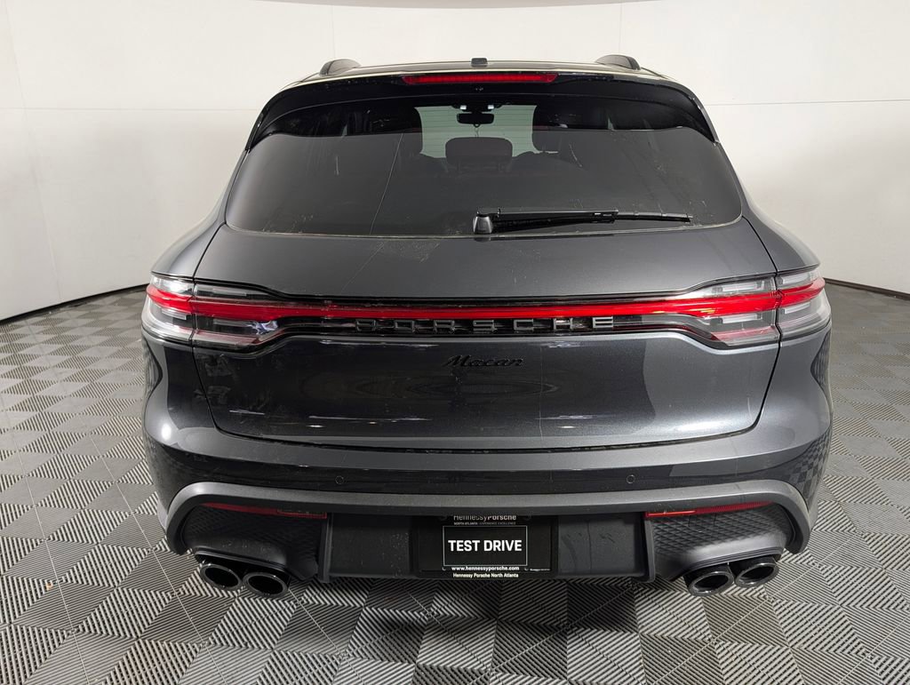 New 2026 Porsche Macan image 5