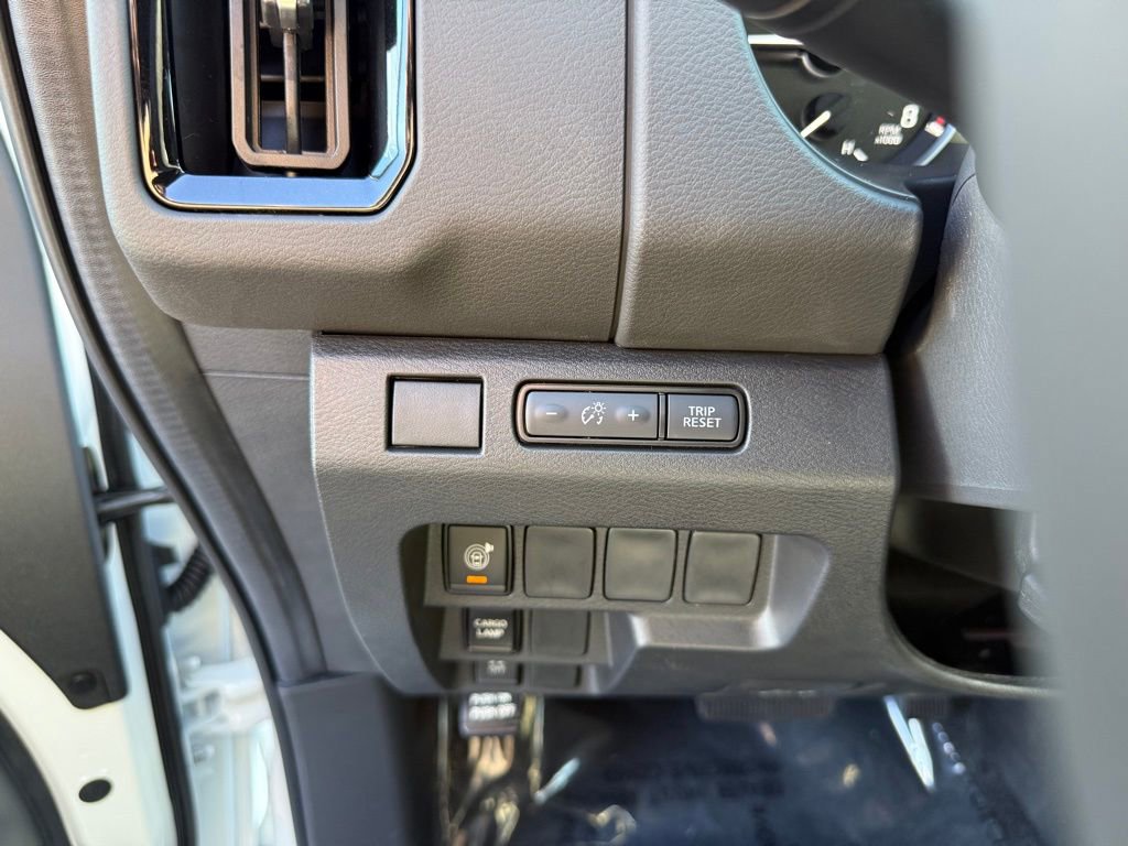 New 2026 Nissan Frontier SV w/ All-Weather Content Package image 7