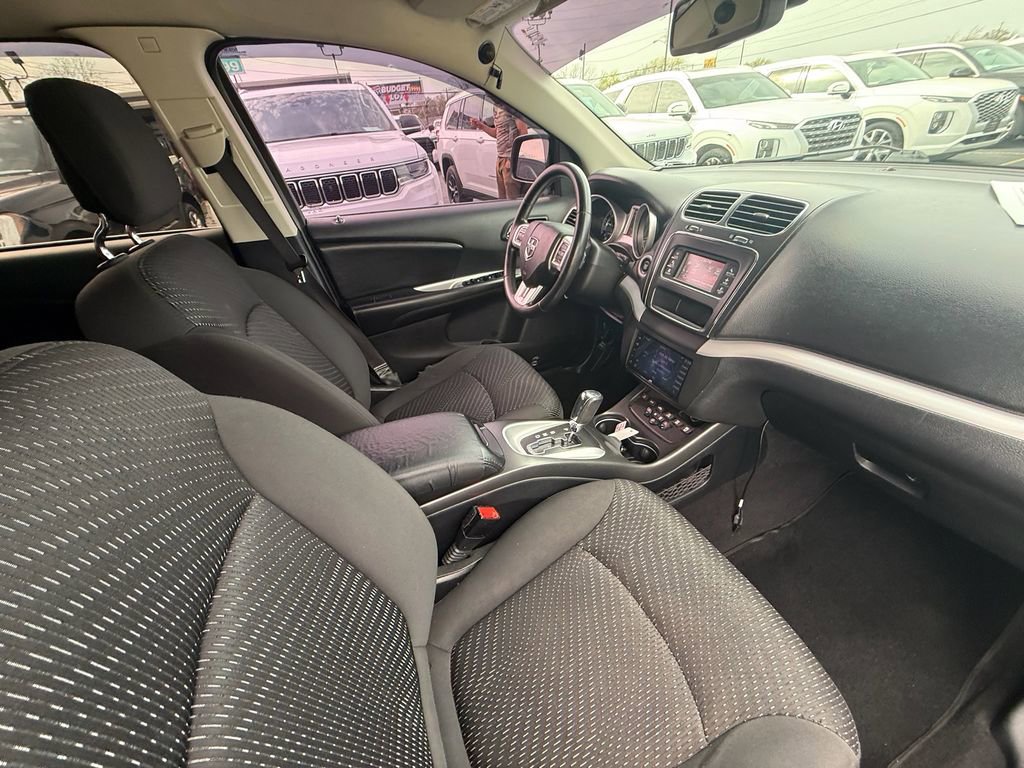 Used 2018 Dodge Journey SE w/ Popular Equipment Group image 26