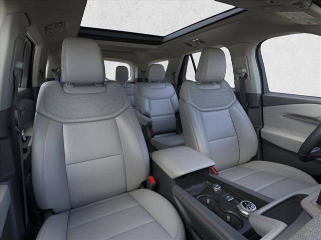 New 2026 Ford Explorer Active w/ Active Comfort Package image 10