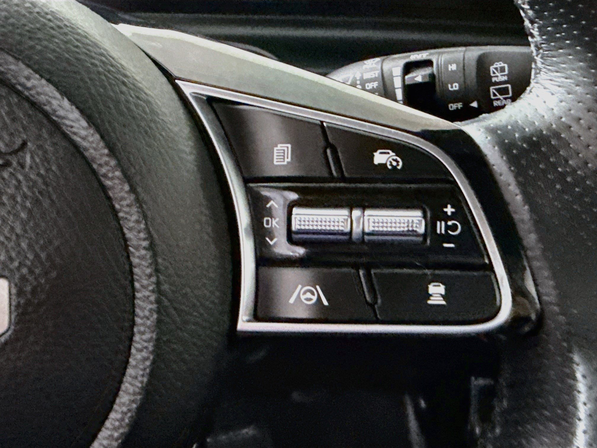 Used 2024 Kia Seltos SX w/ SX Sunroof Package AWD/4WD image 15