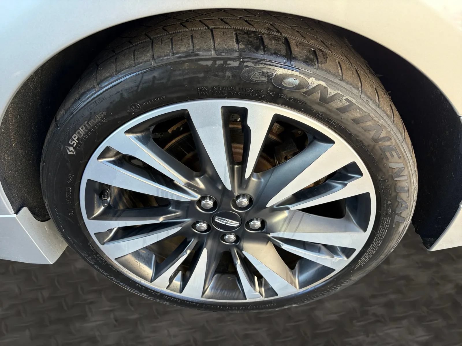 Used 2018 Lincoln MKZ Reserve w/ Climate Package AWD/4WD image 43