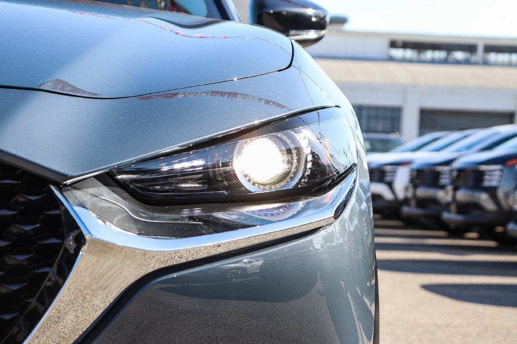 Used 2023 MAZDA CX-30 AWD 2.5 S w/ Preferred Package image 4