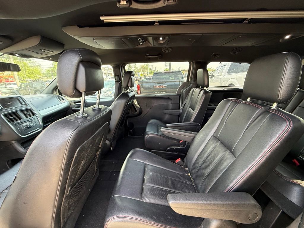 Used 2017 Dodge Grand Caravan GT w/ Safety Sphere Group FWD image 24