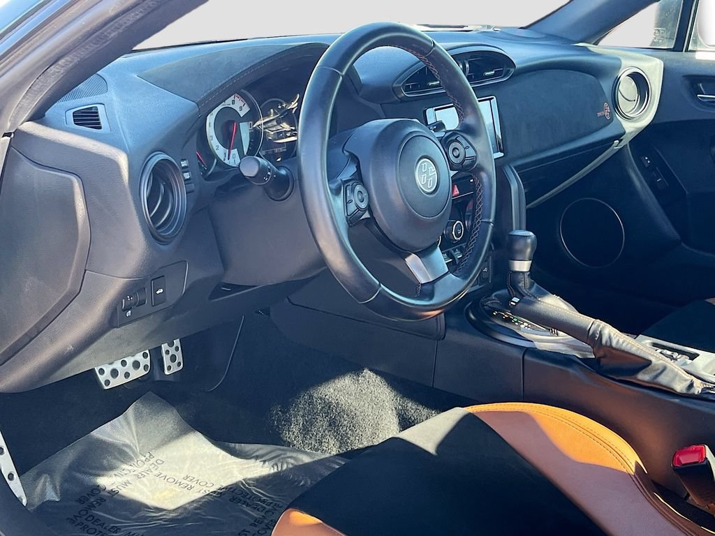 Used 2020 Toyota 86 RWD image 9