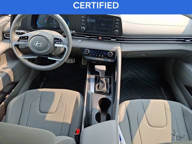 Certified 2025 Hyundai Elantra Sport FWD image 15