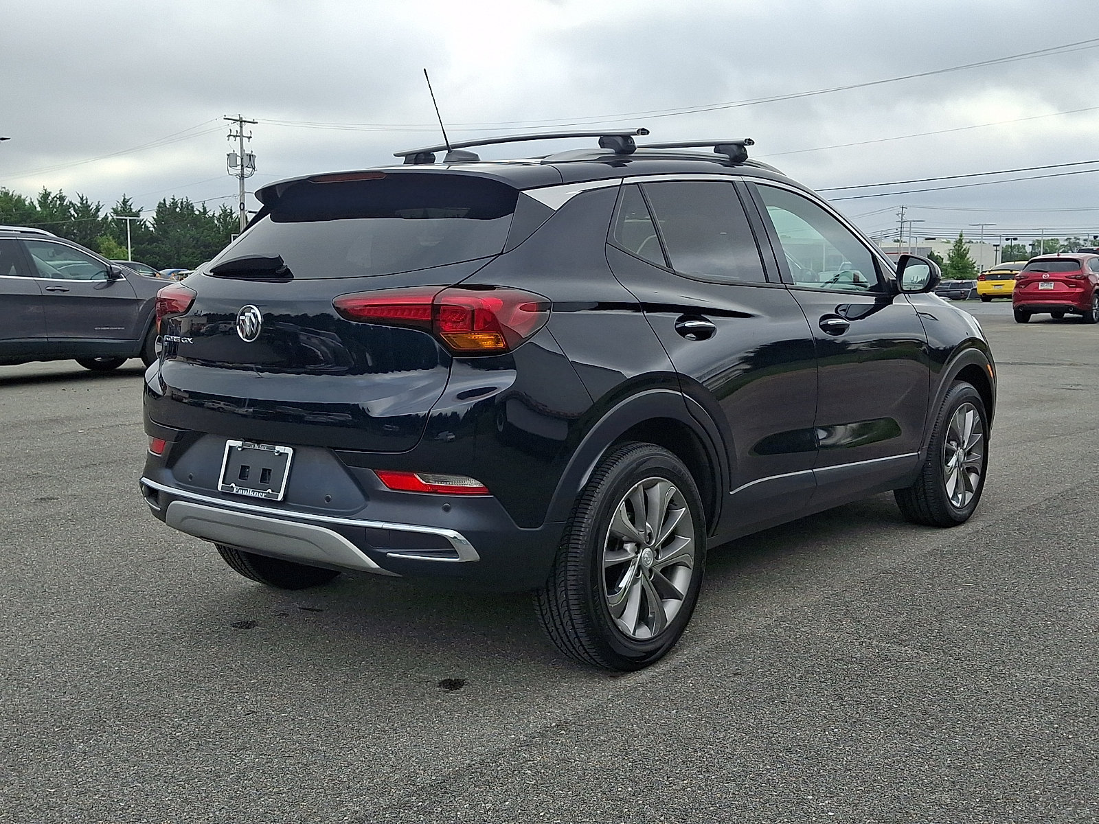 Used 2021 Buick Encore GX Essence w/ Advanced Technology Package AWD/4WD image 9