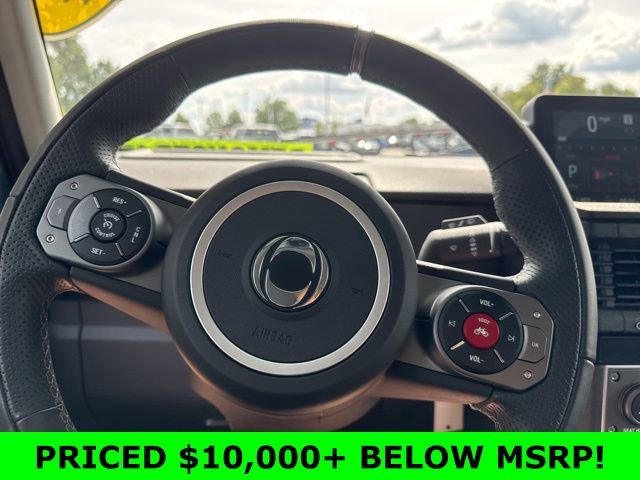 Used 2024 INEOS Grenadier Fieldmaster Edition image 10