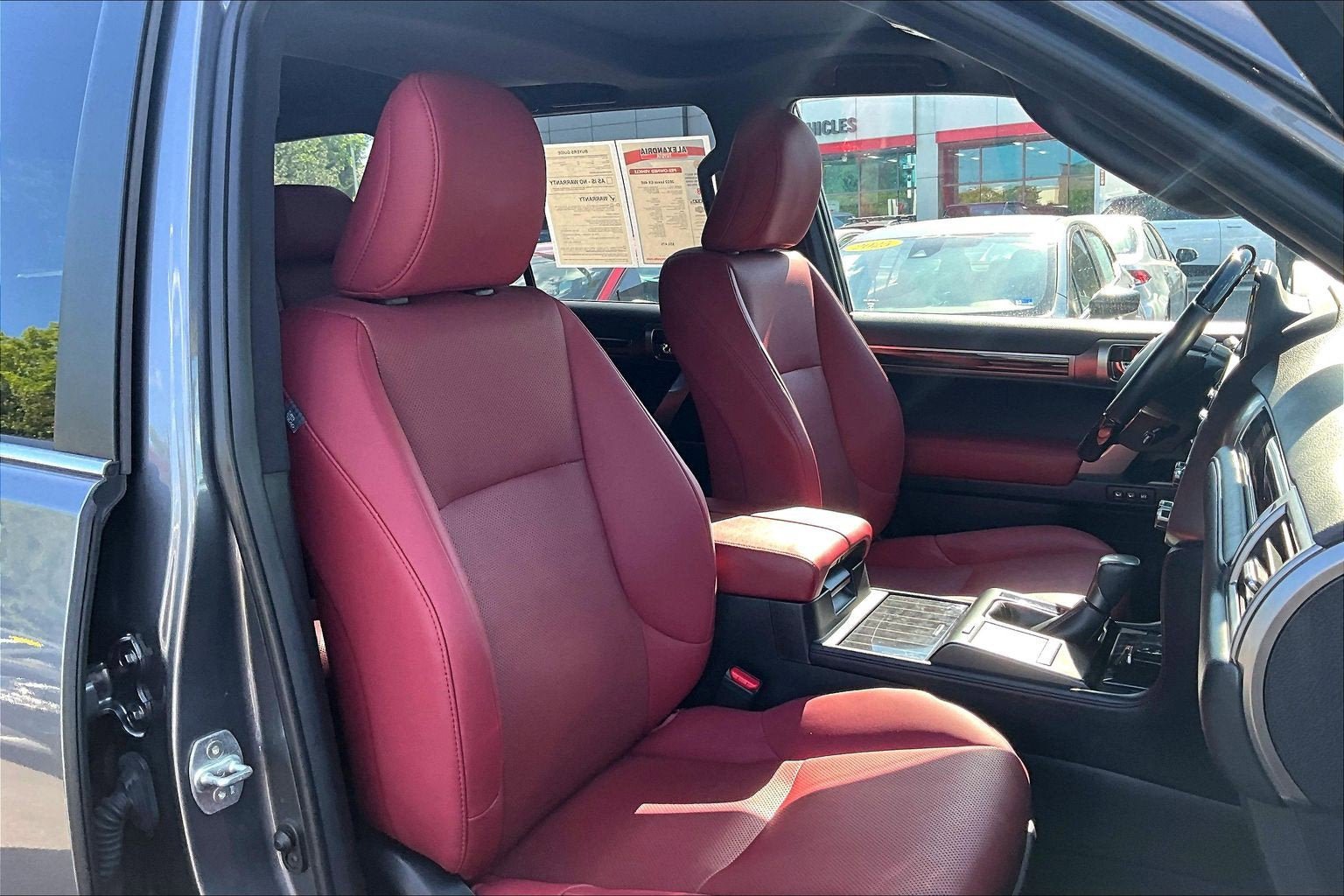 Used 2022 Lexus GX 460 Premium w/ Accessory Package AWD/4WD image 7