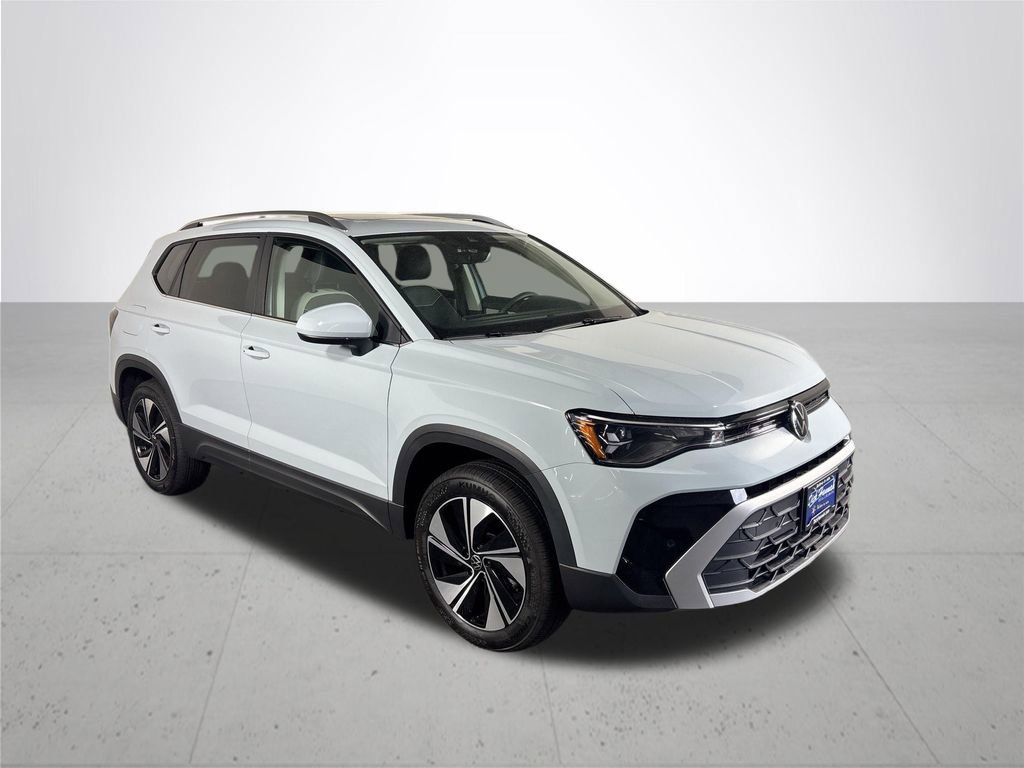 New 2026 Volkswagen Taos SE AWD/4WD image 4