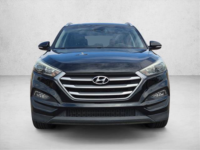 Used 2017 Hyundai Tucson SE Plus AWD/4WD image 2