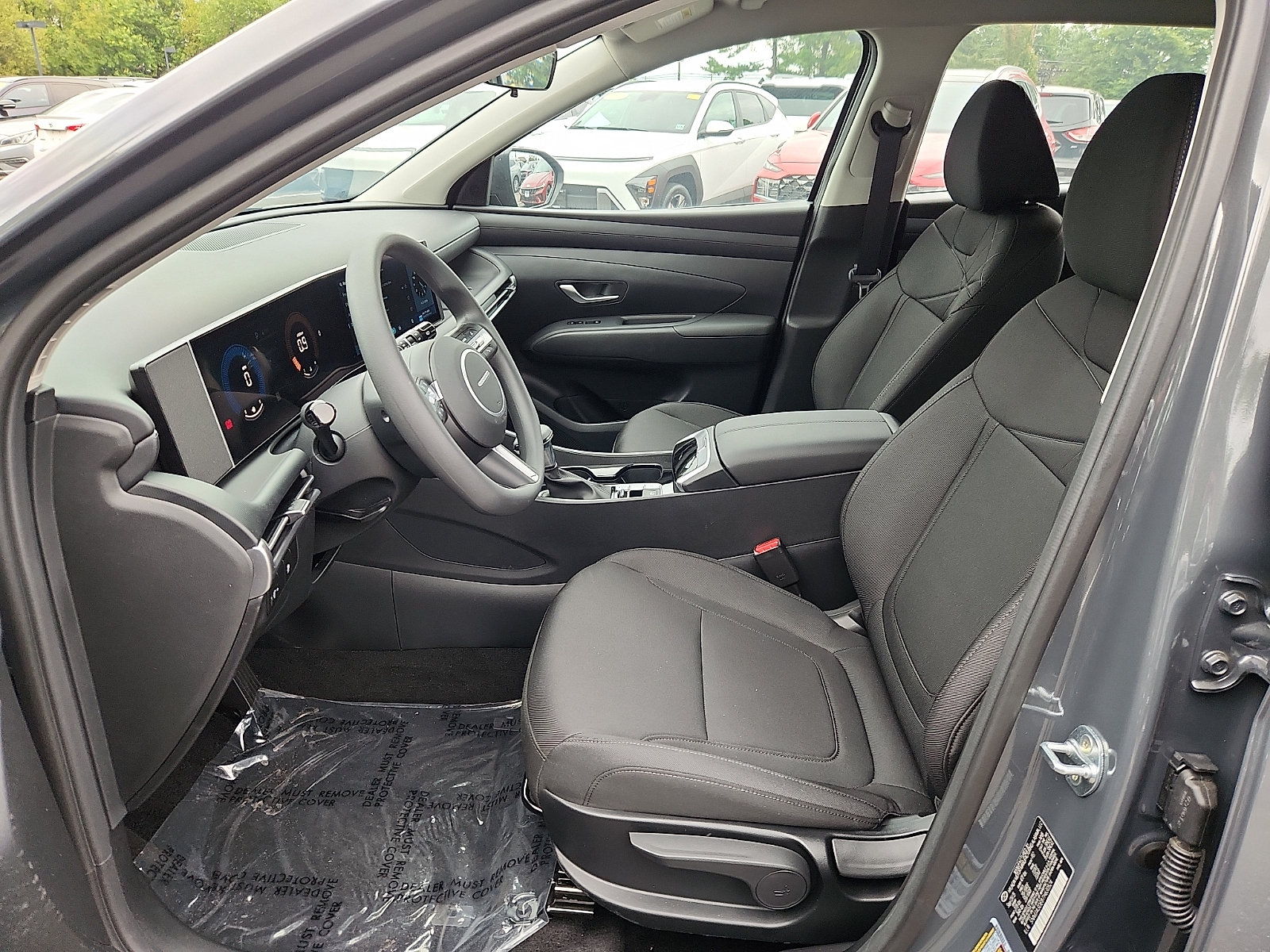 Used 2026 Hyundai Tucson SE FWD image 14