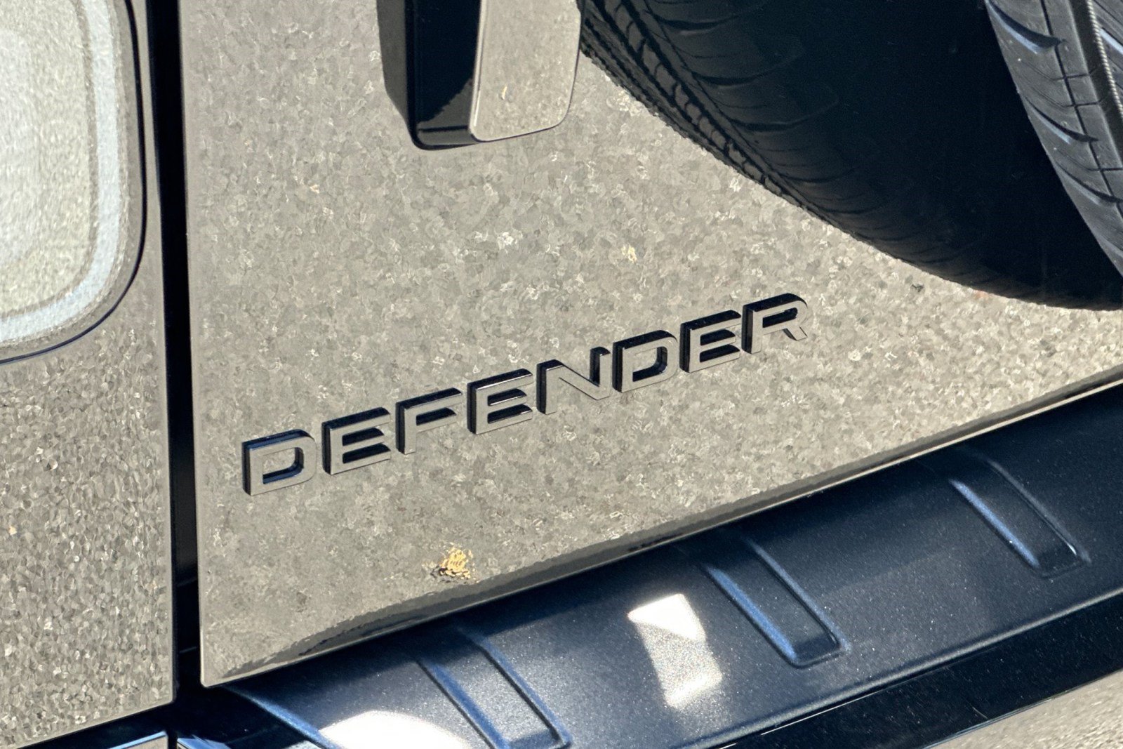 New 2026 Land Rover Defender 110 OCTA AWD/4WD image 14