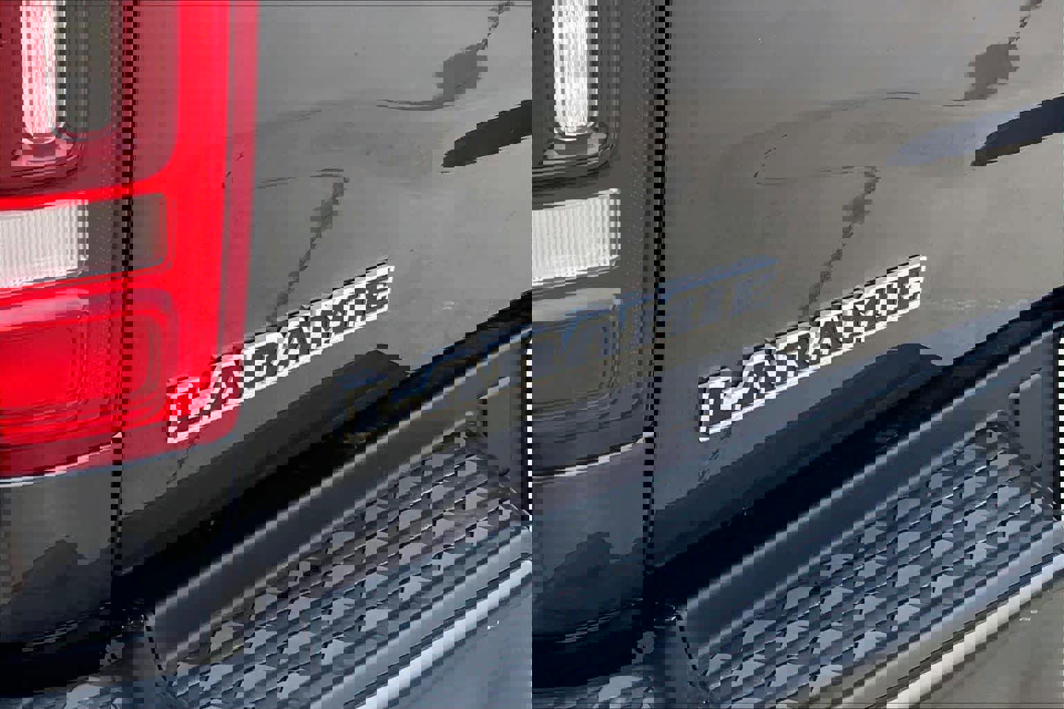 Used 2024 RAM 2500 Laramie AWD/4WD image 10