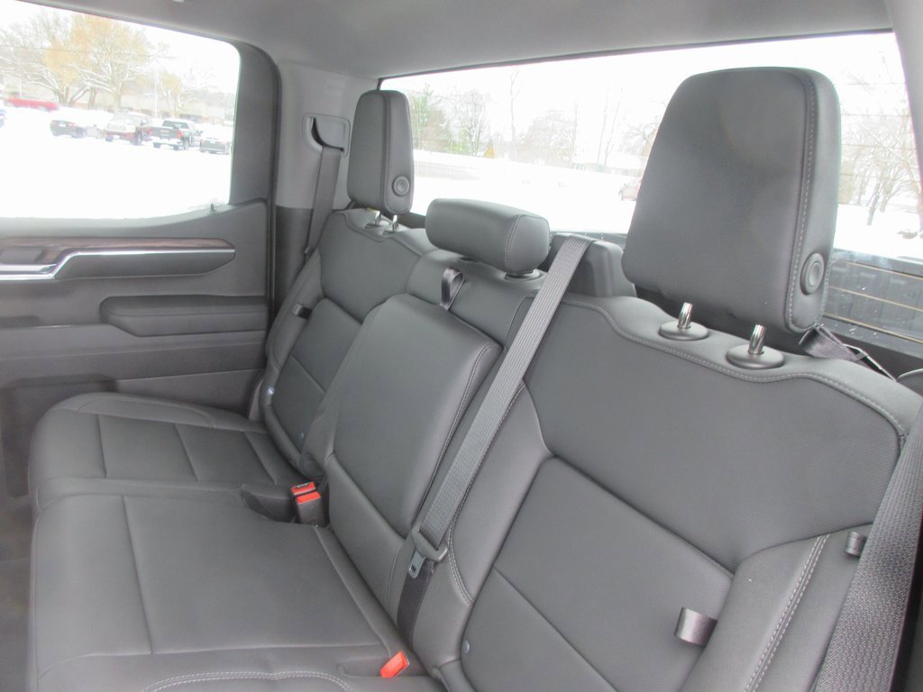 New 2026 GMC Sierra 1500 SLT w/ SLT Convenience Package image 15