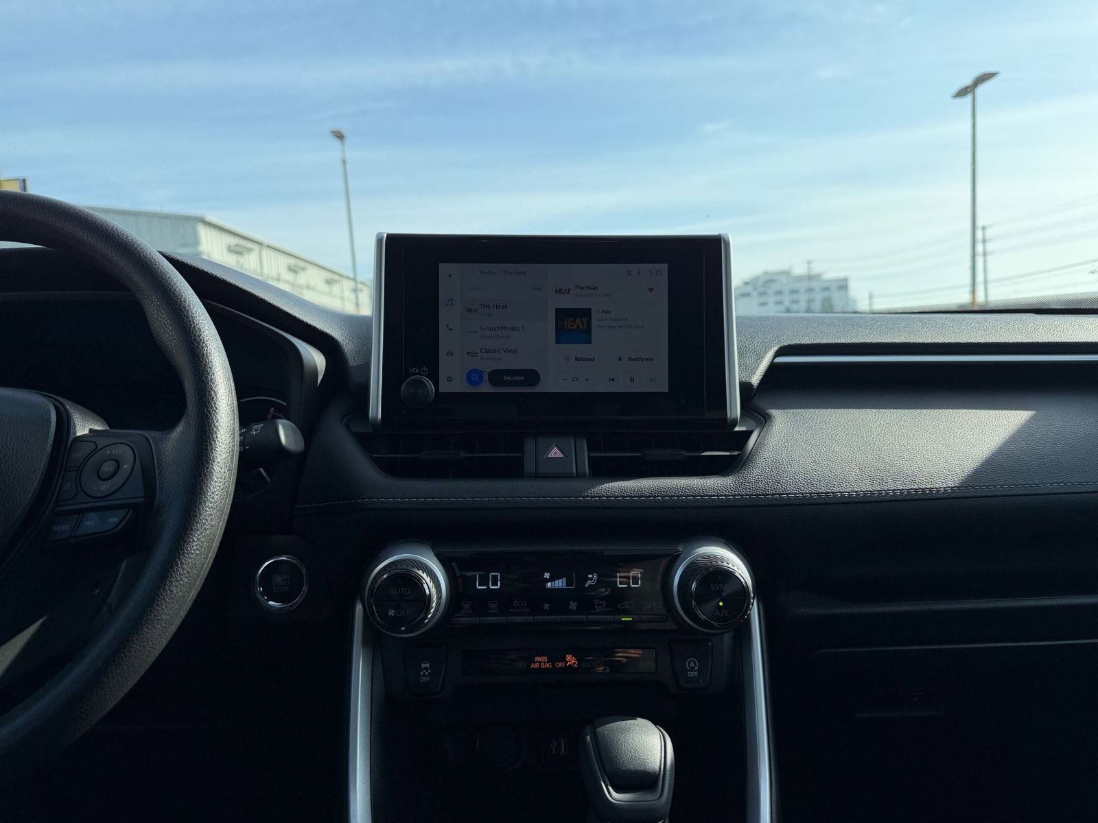 Used 2025 Toyota RAV4 XLE image 18