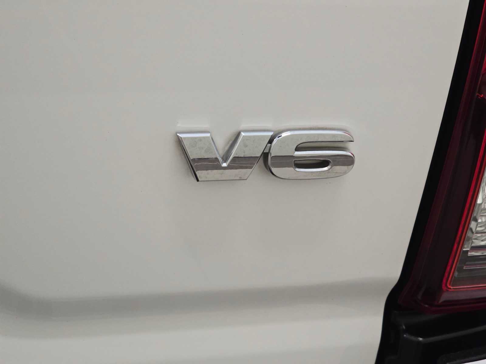 Used 2020 Toyota Tacoma SR AWD/4WD image 7