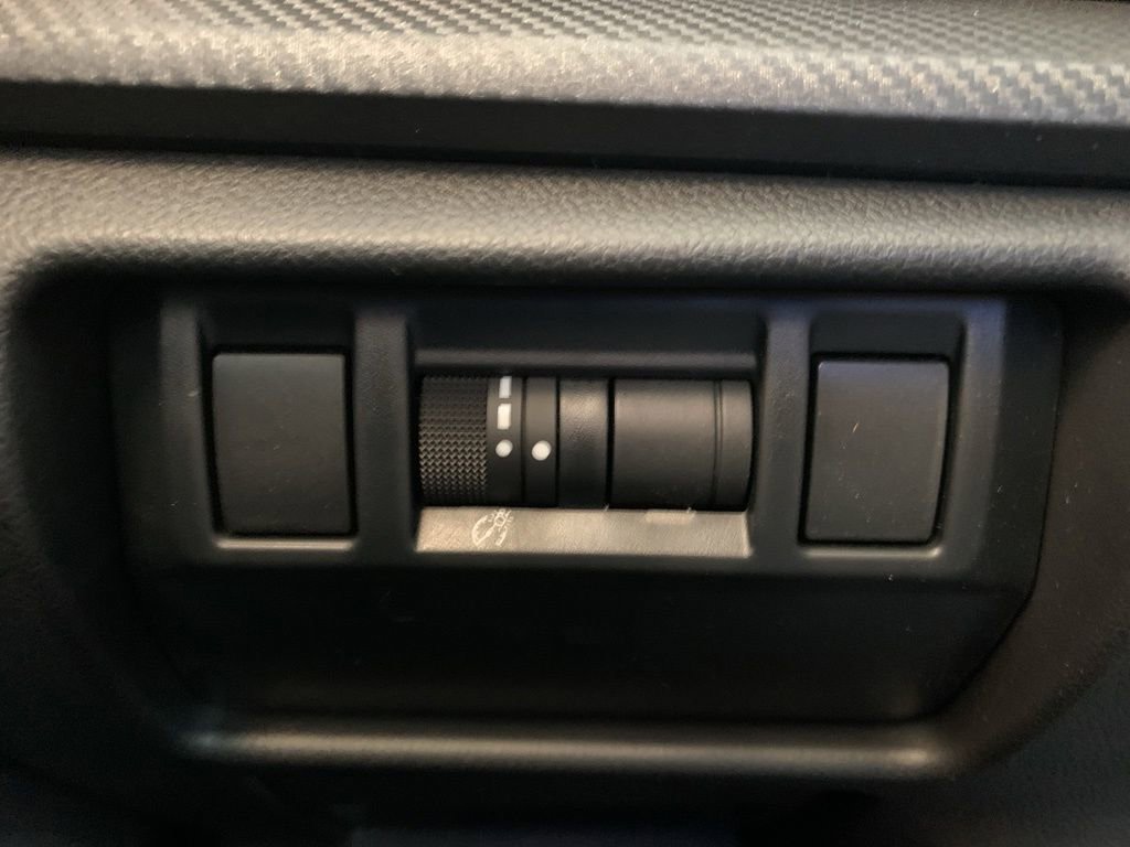 New 2026 Subaru Crosstrek 2.5i Limited AWD/4WD image 9