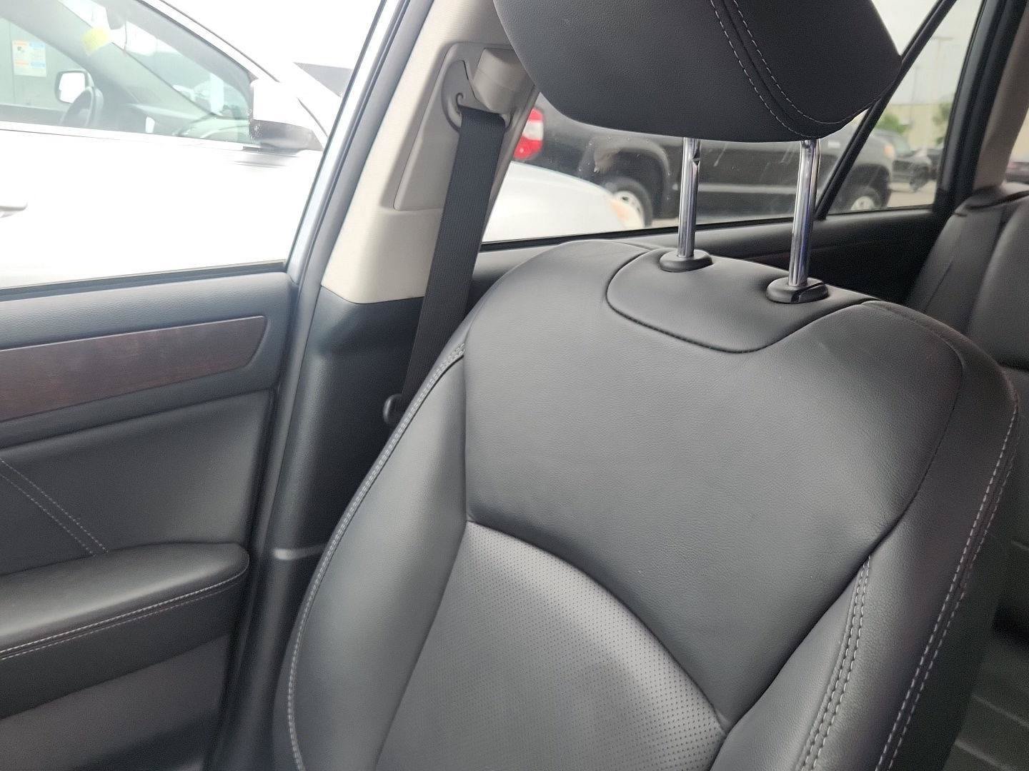 Used 2019 Subaru Outback 2.5i Limited AWD/4WD image 19