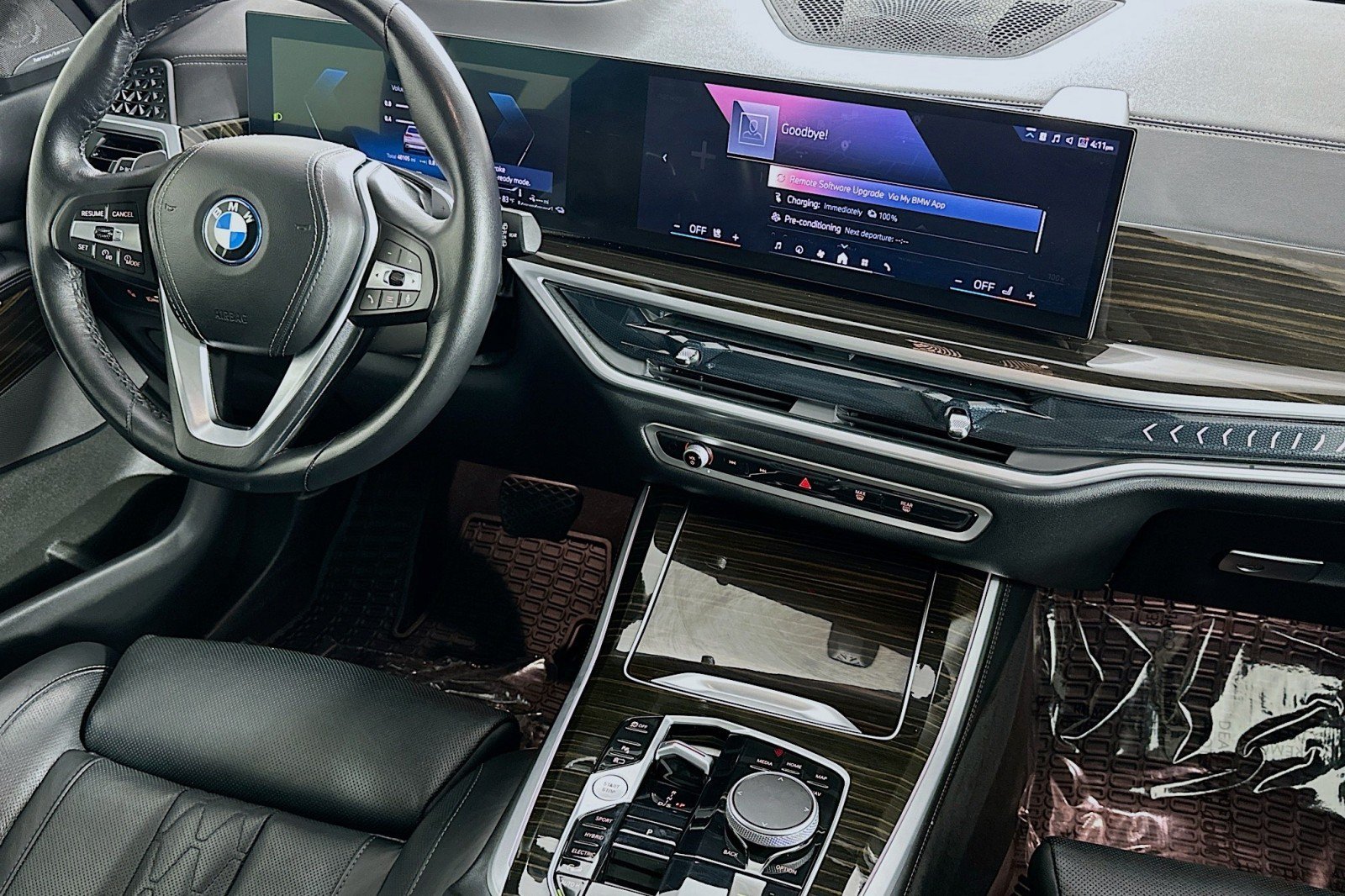 Used 2025 BMW X5 xDrive50e AWD/4WD image 6