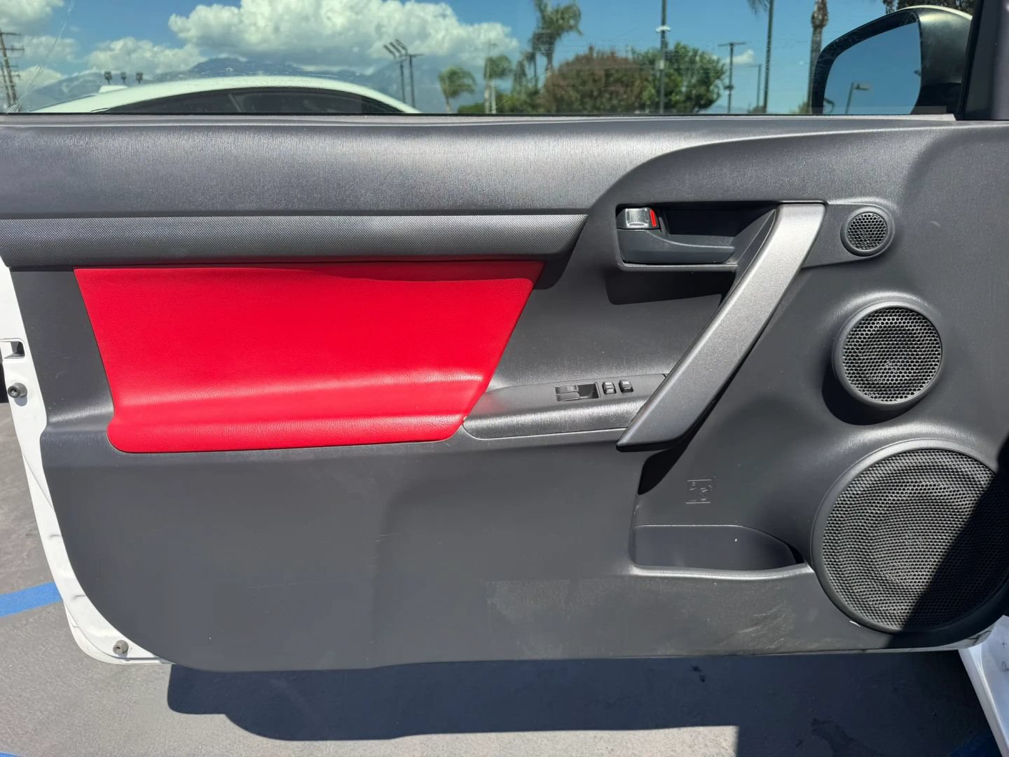Used 2014 Scion tC FWD image 9