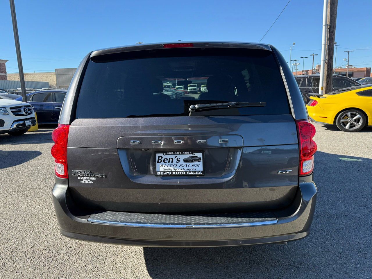 Used 2017 Dodge Grand Caravan GT image 4