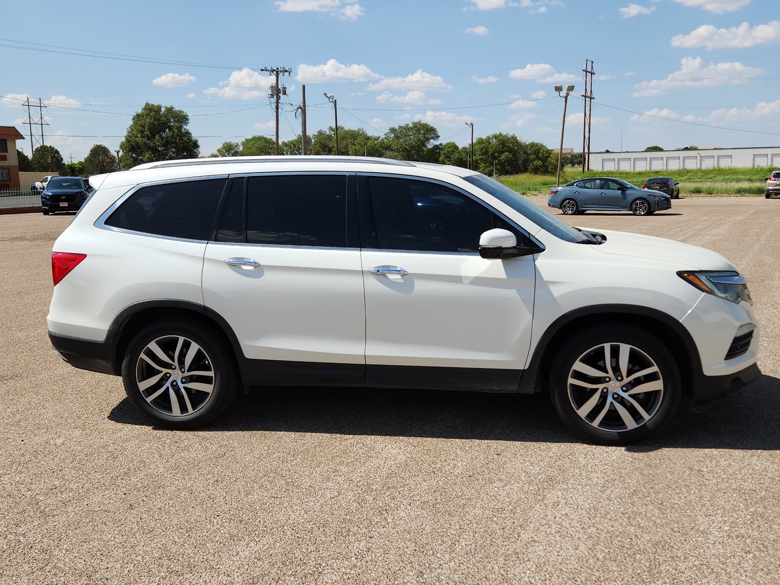 Used 2017 Honda Pilot Elite image 5