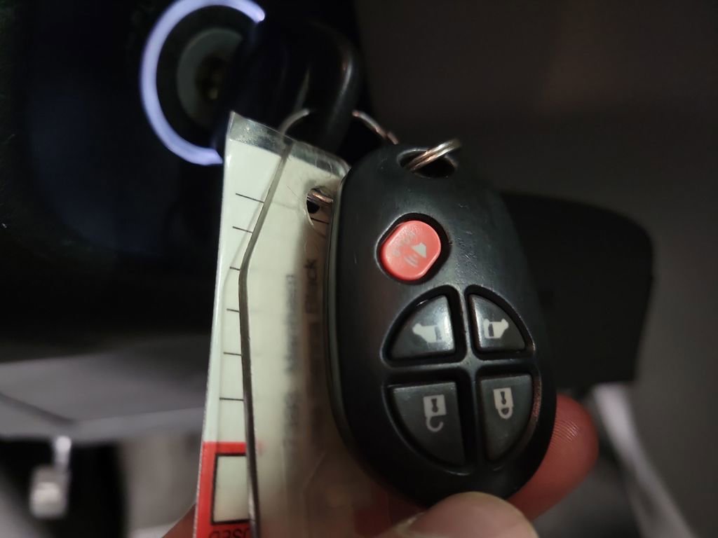 Used 2020 Toyota Sienna LE image 15