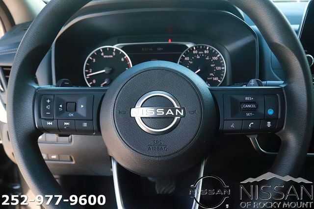 Used 2024 Nissan Rogue SV image 18