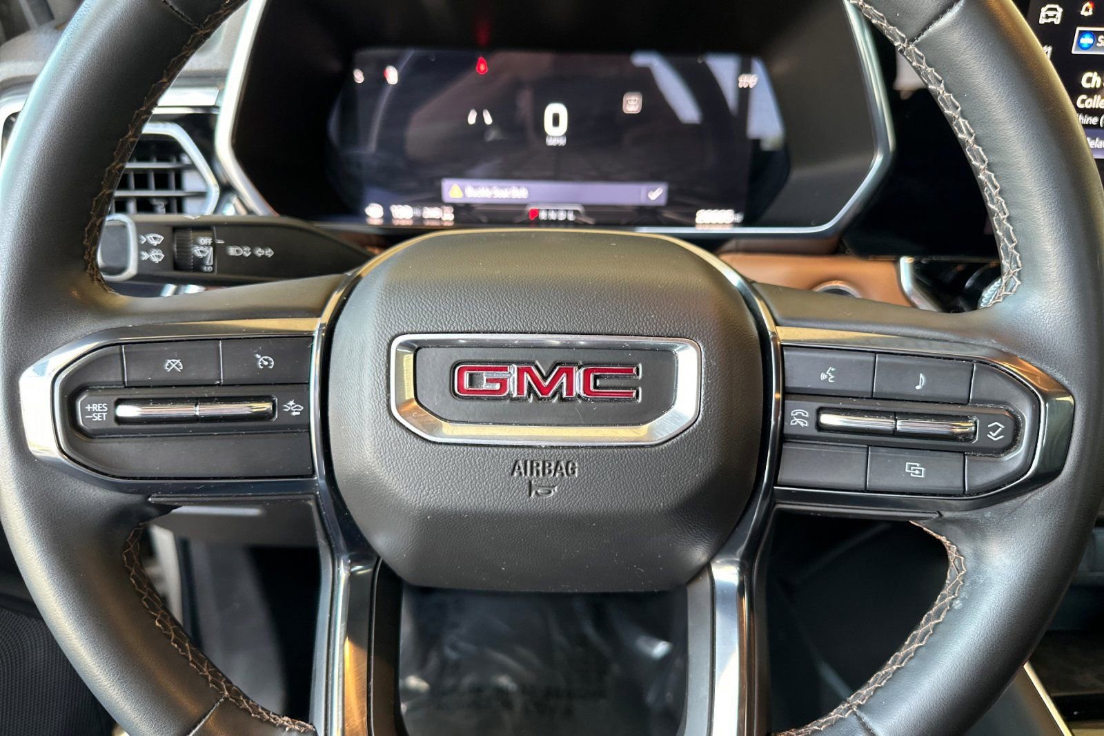 Used 2024 GMC Canyon AT4 AWD/4WD image 24