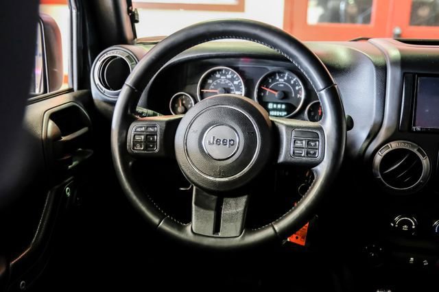Used 2017 Jeep Wrangler Unlimited Willys image 18
