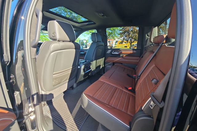 New 2026 GMC Sierra 3500 Denali Ultimate w/ LPO, Black Badging Package AWD/4WD image 22