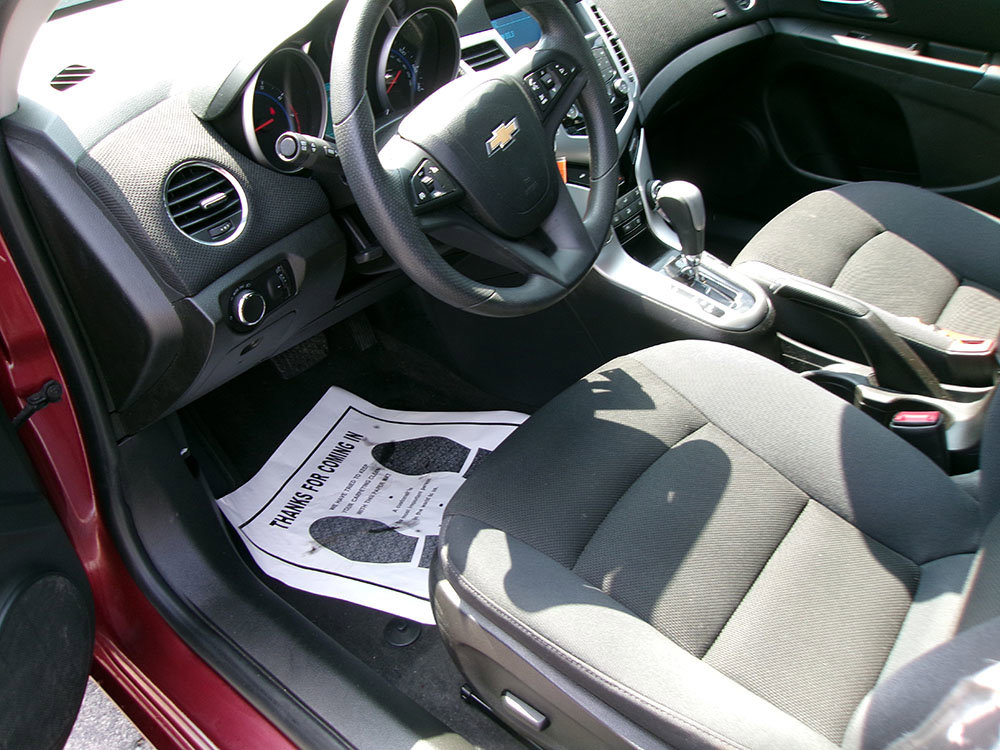 Used 2015 Chevrolet Cruze LT image 14