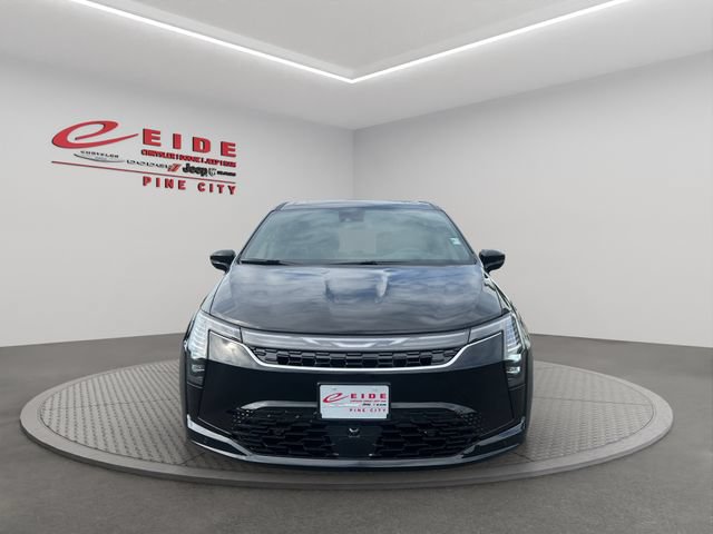 New 2027 Chrysler Pacifica Limited AWD/4WD image 11