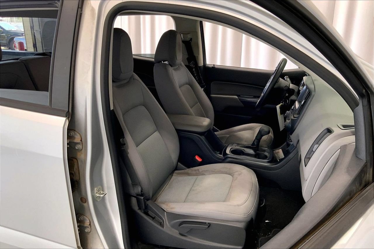 Used 2018 GMC Canyon 2WD Crew Cab w/ Convenience Package image 16