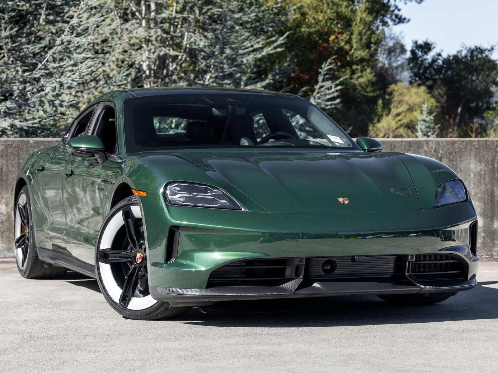 Certified 2025 Porsche Taycan GTS AWD/4WD image 6