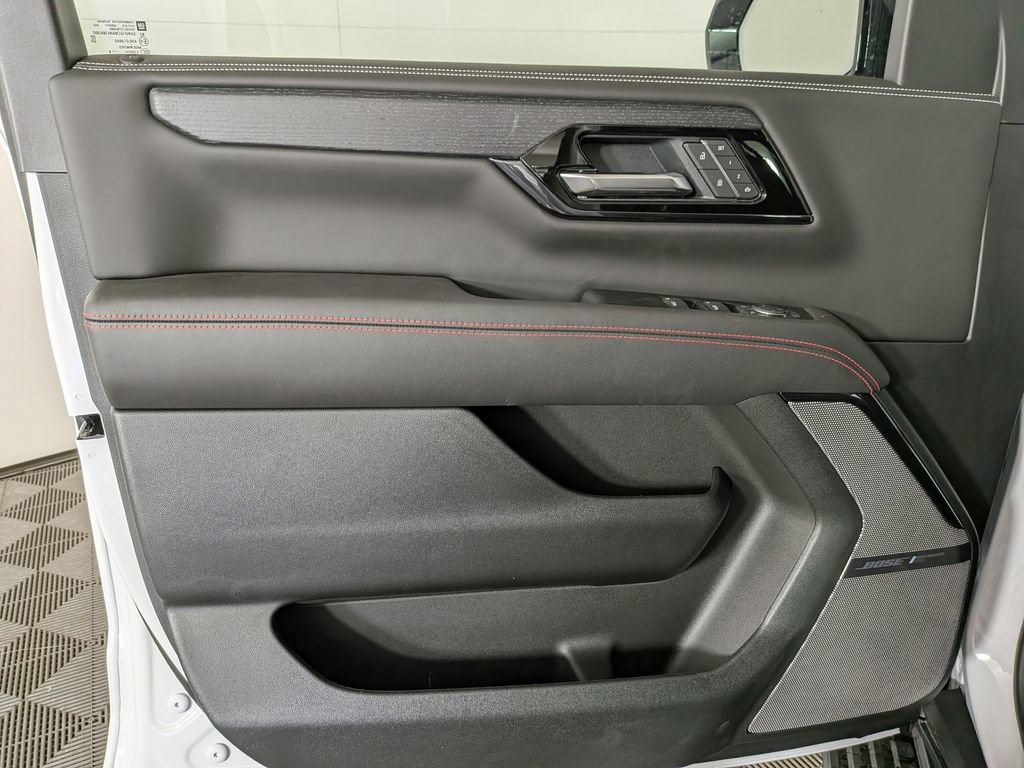 New 2026 GMC Yukon XL AT4 Ultimate w/ LPO, Floor Liner Package AWD/4WD image 17