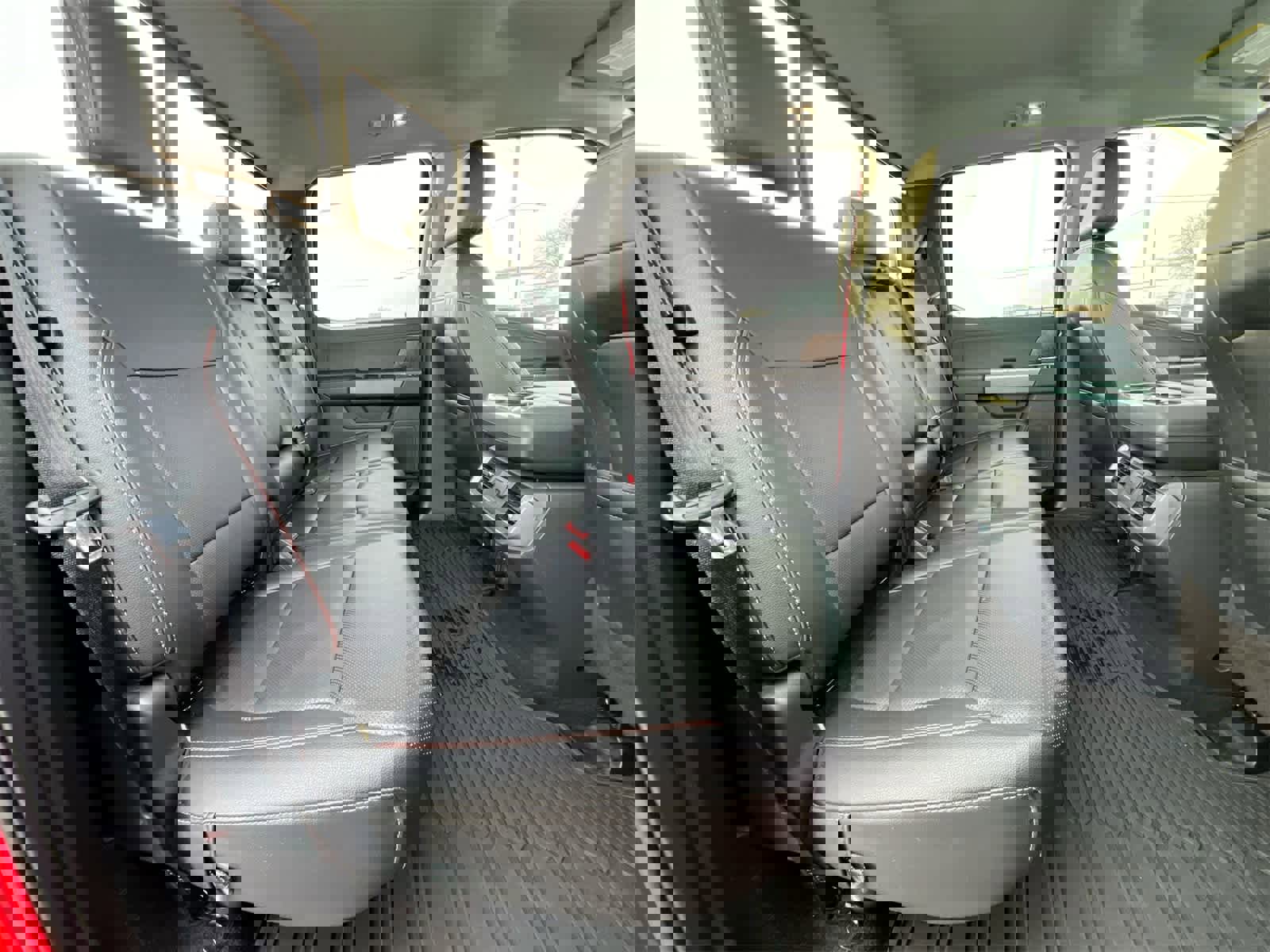 Used 2021 Ford F150 Lariat w/ Trailer Tow Package image 20