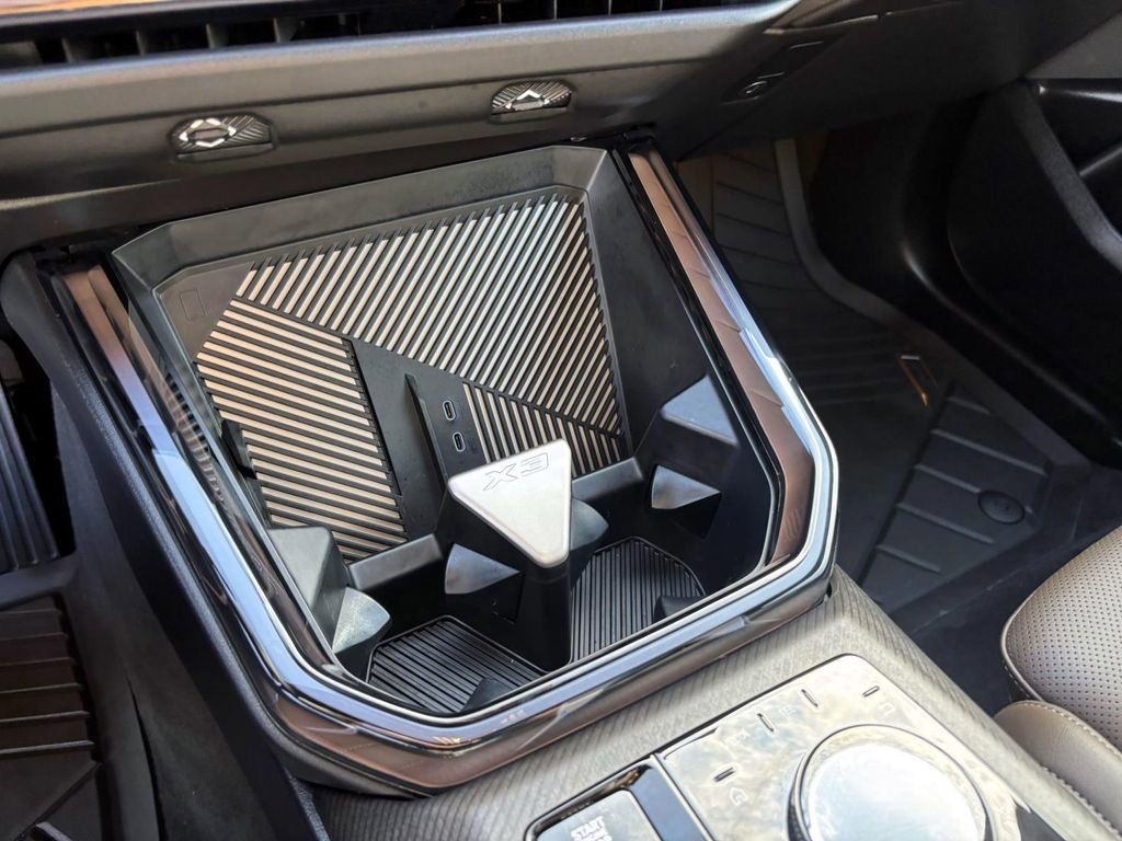 Certified 2025 BMW X3 xDrive30i w/ Convenience Package image 22