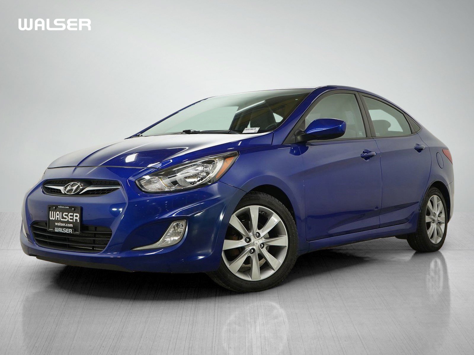 Used 2013 Hyundai Accent GLS w/ Premium Pkg FWD image 1