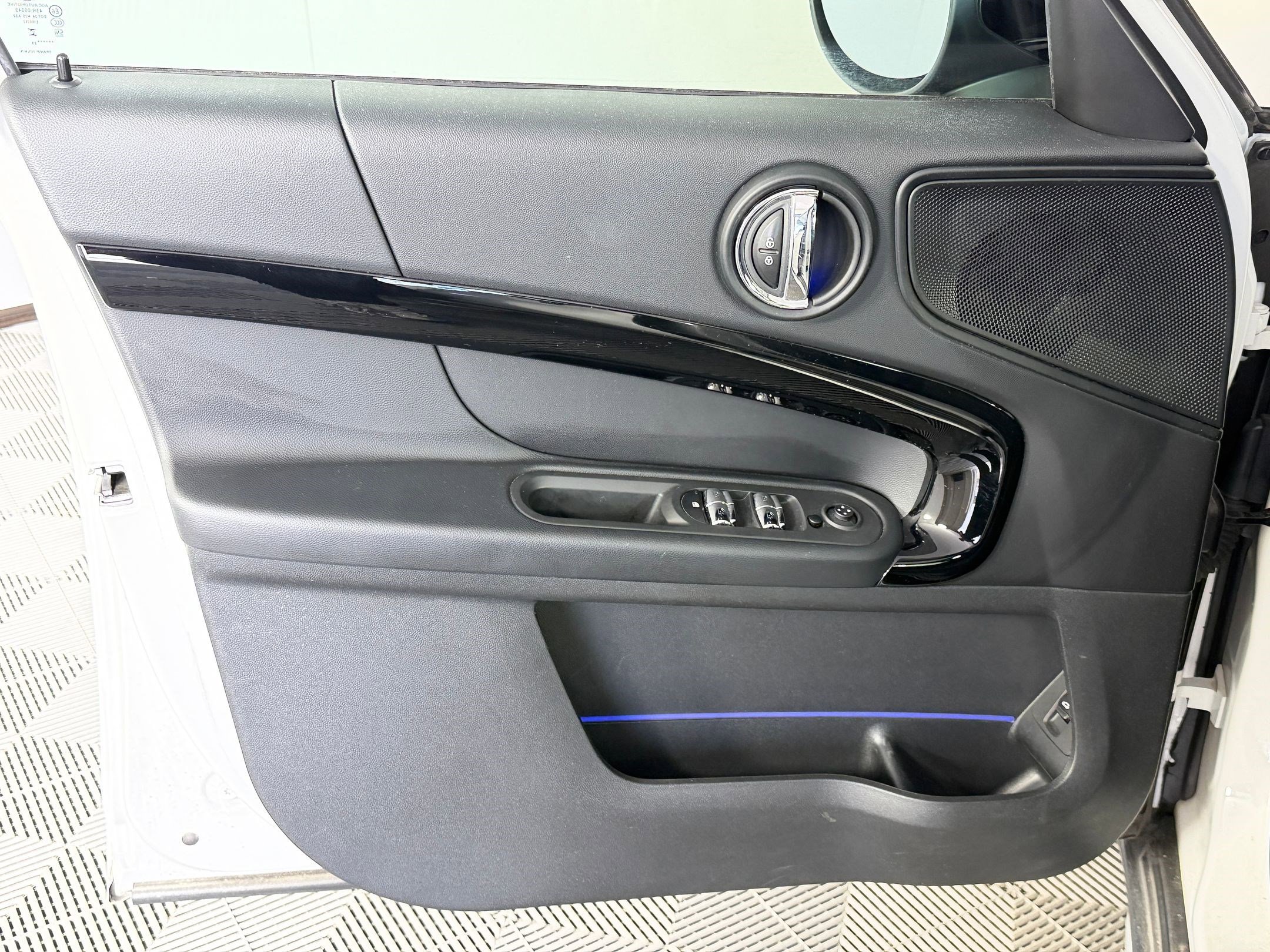 Used 2023 MINI Cooper Countryman S FWD image 12