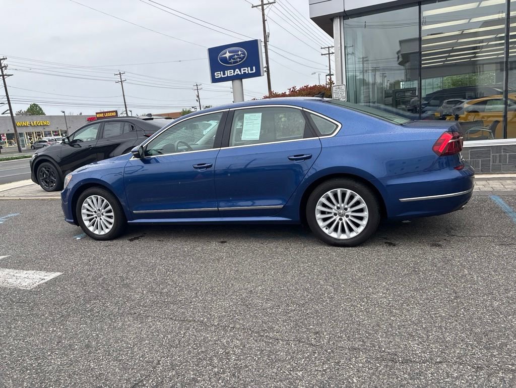 Used 2017 Volkswagen Passat 1.8T SE FWD image 11