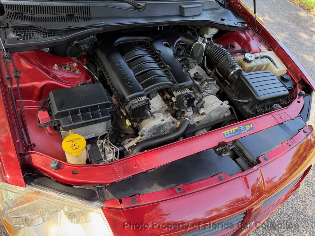Used 2005 Dodge Magnum SE RWD image 77