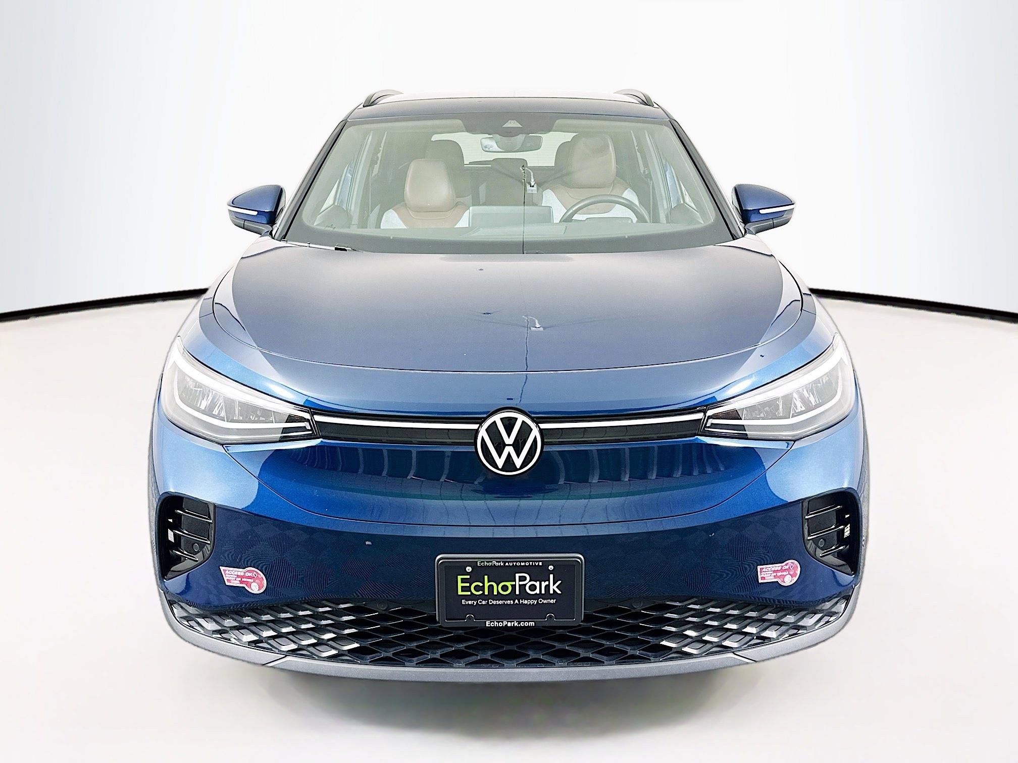 Used 2023 Volkswagen ID.4 2WD image 2