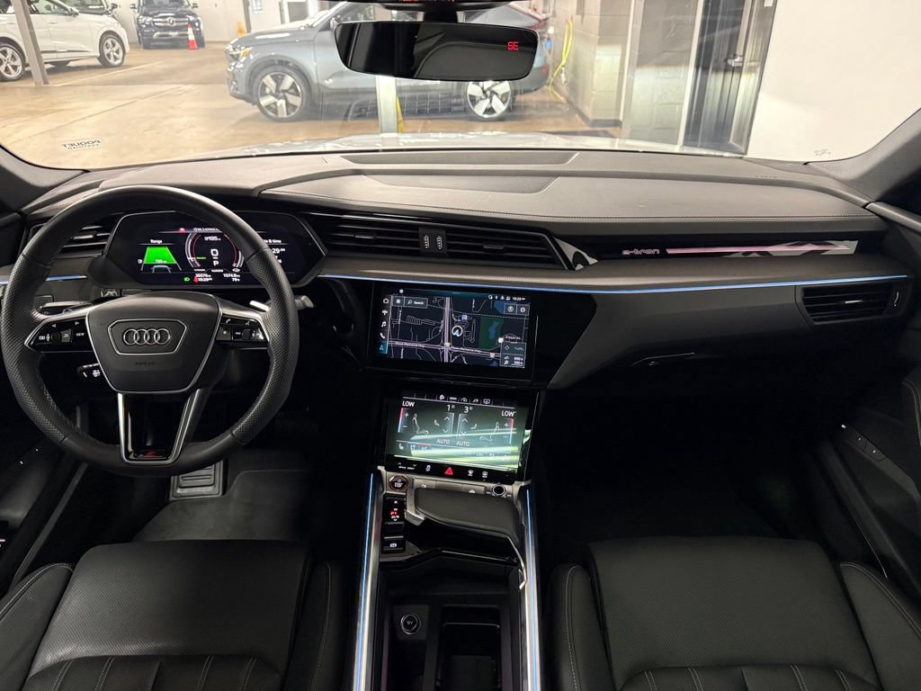 Used 2023 Audi e-tron S Premium Plus w/ Black Optic Package AWD/4WD image 8