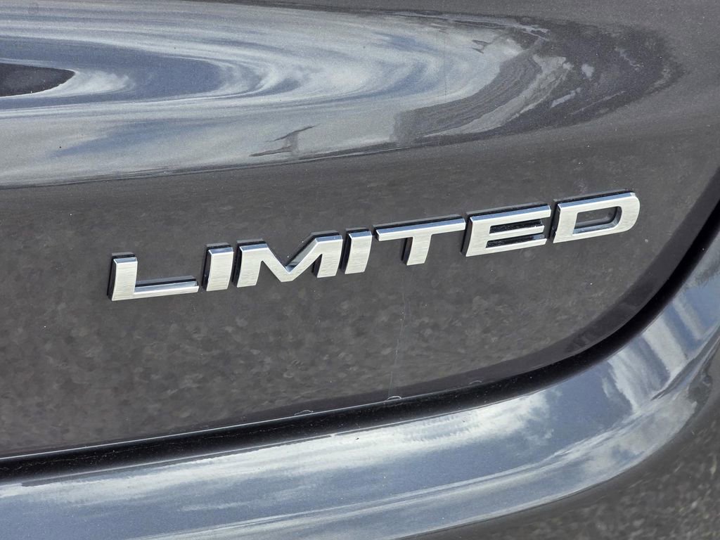Used 2024 Jeep Compass Limited AWD/4WD image 31